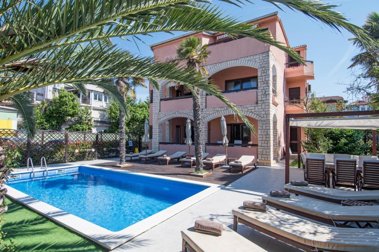 Bed & Breakfast Anita Medulin Bagian luar foto