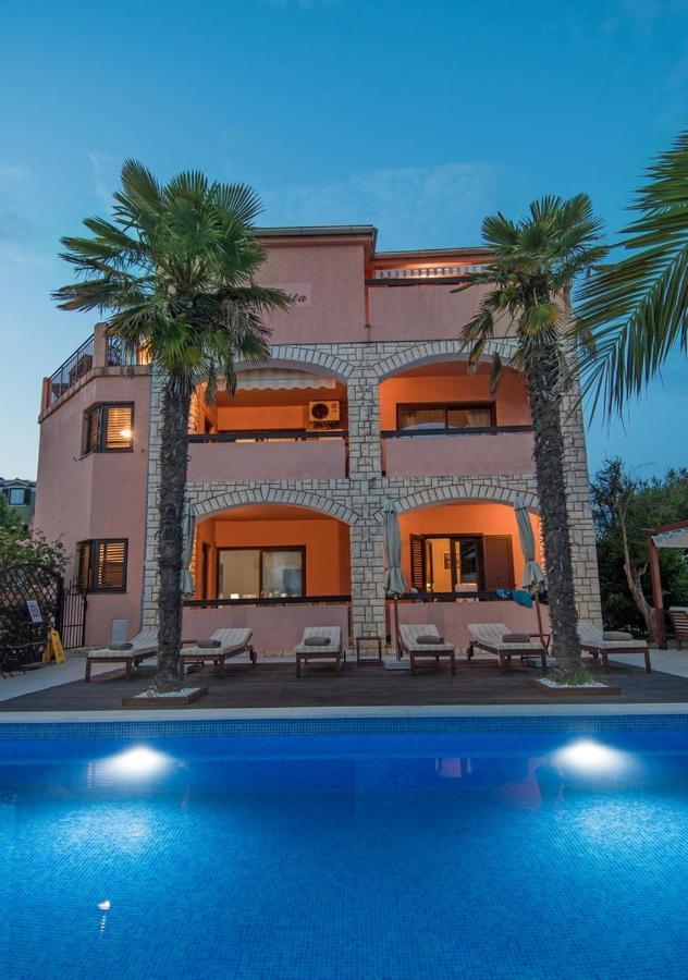 Bed & Breakfast Anita Medulin Bagian luar foto