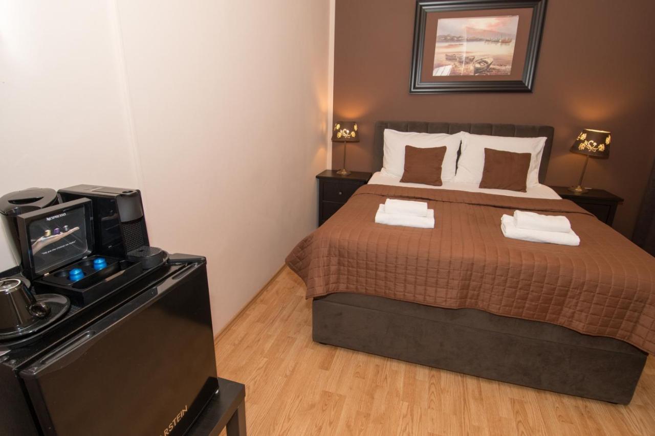 Bed & Breakfast Anita Medulin Bagian luar foto