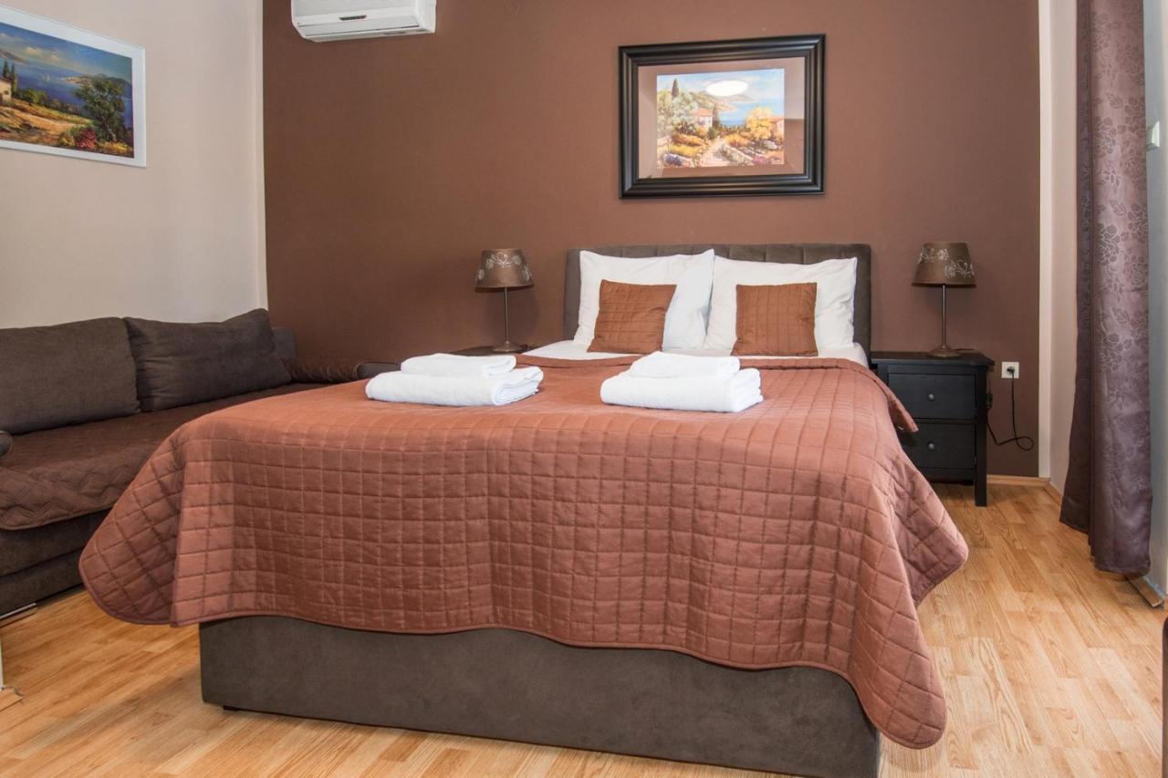 Bed & Breakfast Anita Medulin Bagian luar foto
