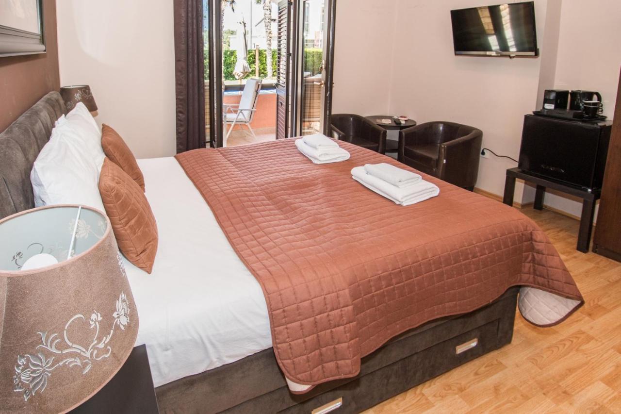 Bed & Breakfast Anita Medulin Bagian luar foto