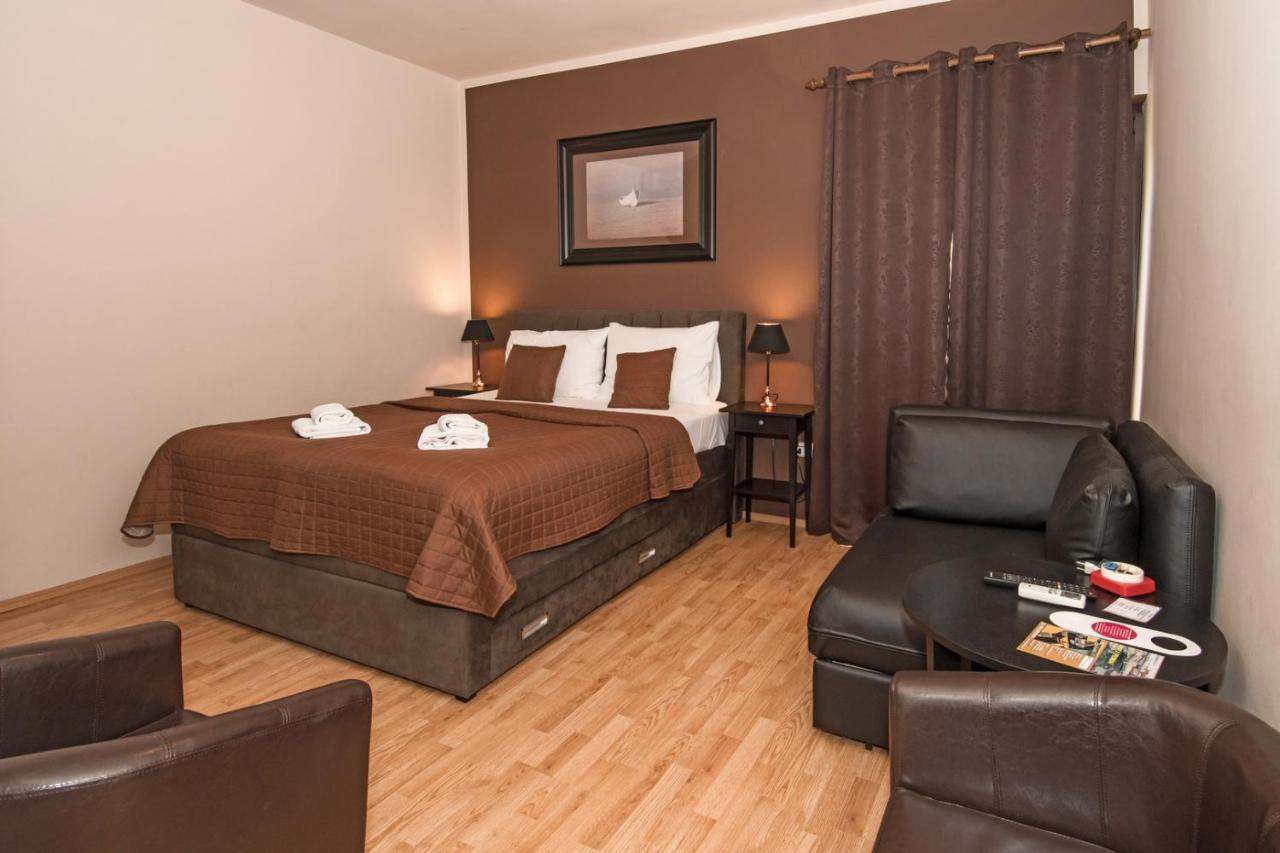 Bed & Breakfast Anita Medulin Bagian luar foto