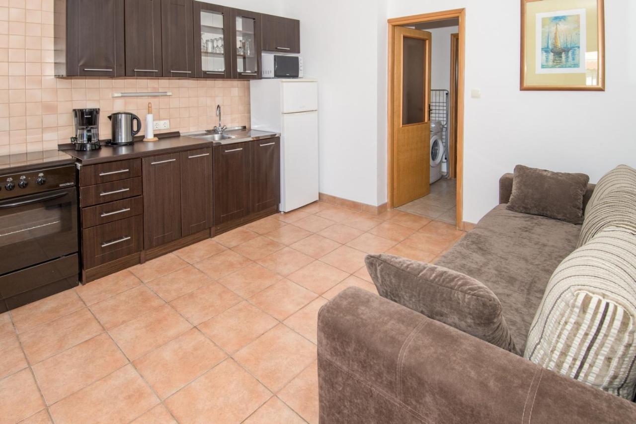 Bed & Breakfast Anita Medulin Bagian luar foto