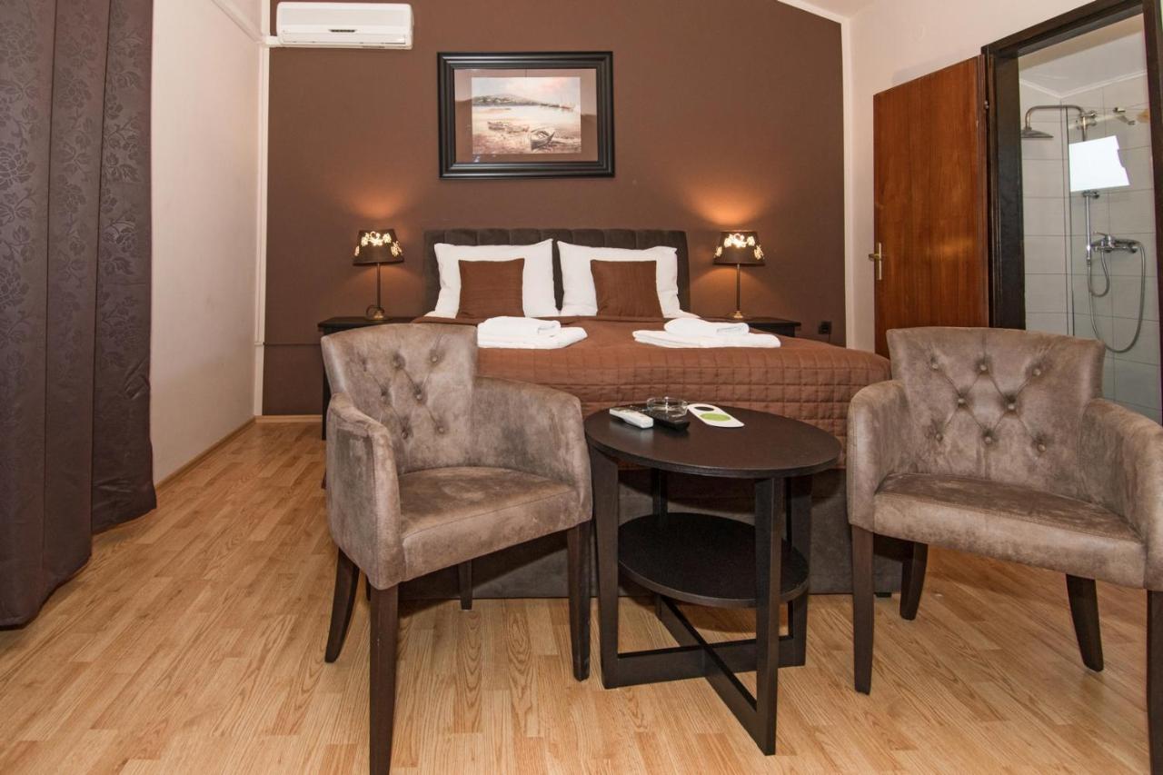 Bed & Breakfast Anita Medulin Bagian luar foto