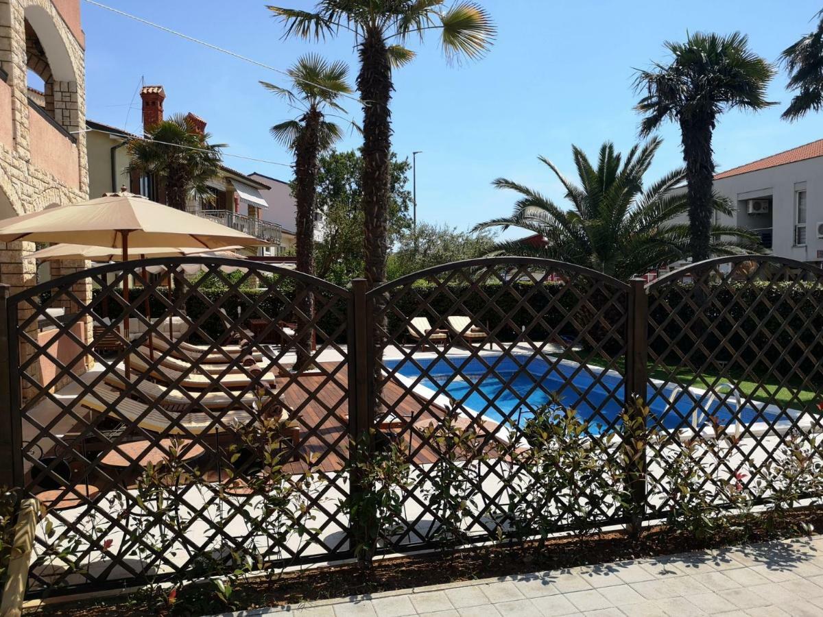 Bed & Breakfast Anita Medulin Bagian luar foto