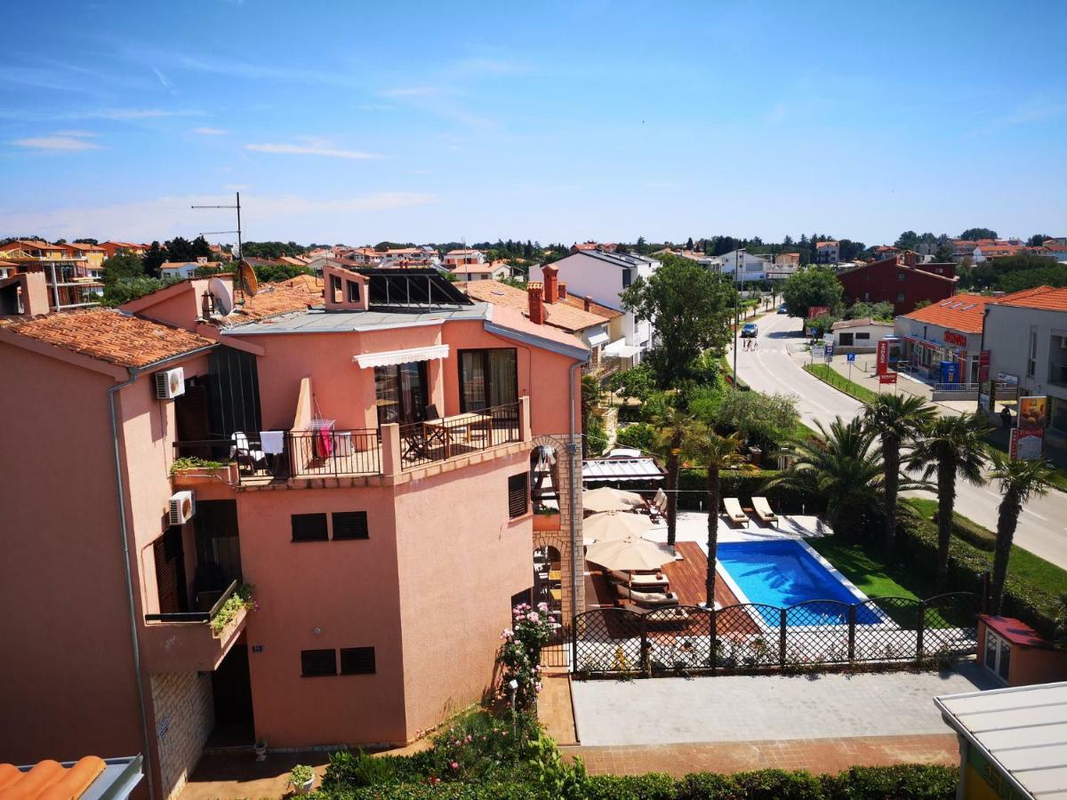 Bed & Breakfast Anita Medulin Bagian luar foto